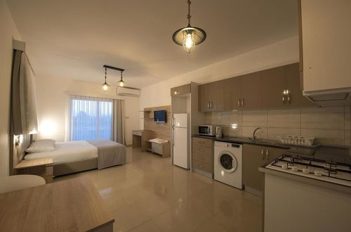 Foto 4 - Deniz Airport Suites