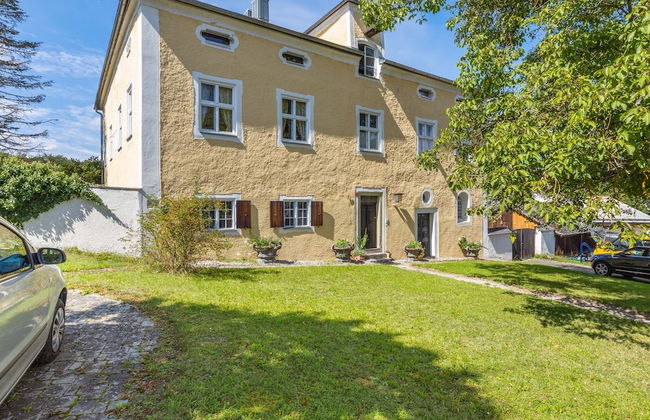 Lavish Castle in Riedenburg with Garden near Lake - Foto 36