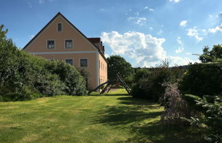 Foto 1 - Apartment With all Amenities, Garden and Sauna, Located in a Very Tranquil Area
