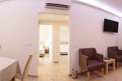 Photo 11 - Zante Suites