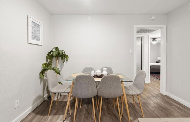Stylish 2BR Near UT Hyde Park Evonify - Foto 17