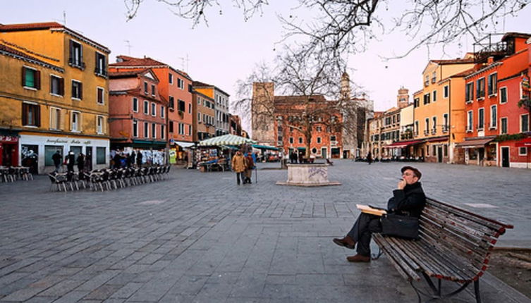 Photo 1 - Garden View Venice Apartments