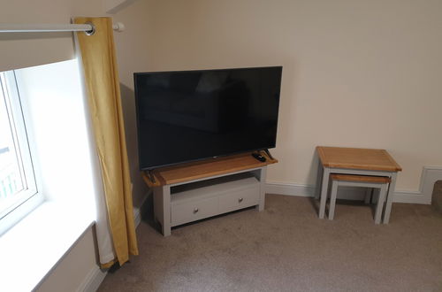 Photo 3 - Captivating 2-bed Apartment in Carlisle