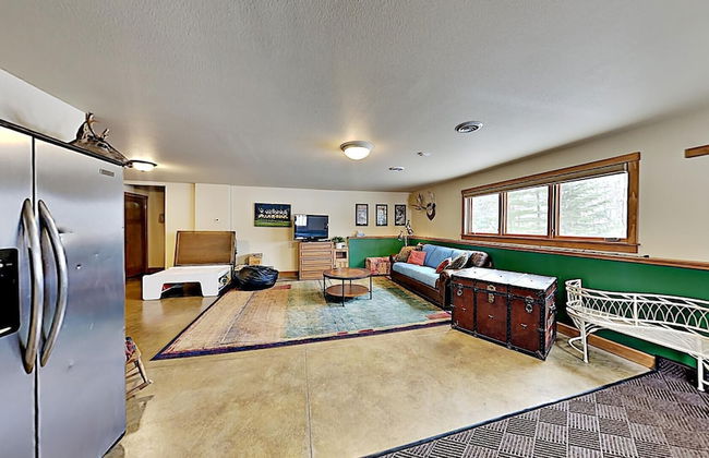 Ravensong Lodge - Photo 13