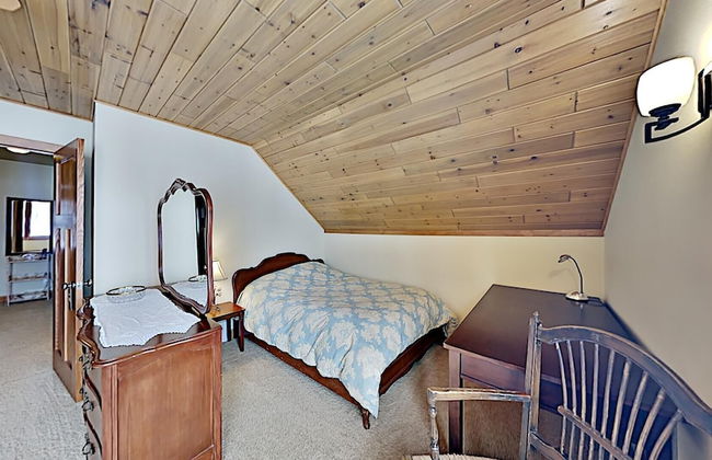 Ravensong Lodge - Photo 6