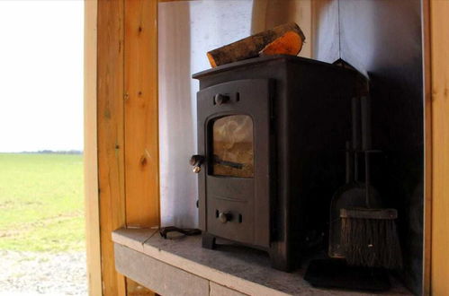 Photo 5 - Cosy Shepherd's Huts in Carmarthen