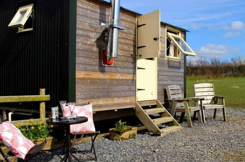 Foto 13 - The Shearer's Hut, a Cosy Shepherds hut