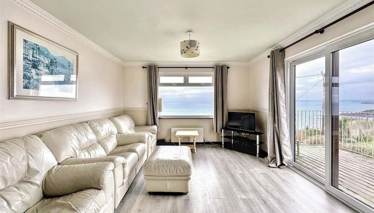 Photo 1 - Seaside Escape-sleeps10-family&petfriendly-balcony