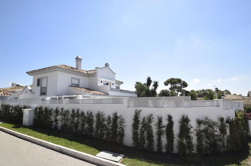 Photo 21 - Fabulous Villa 200 M From Beach