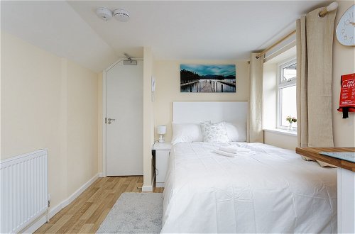 Photo 9 - Blackberry - Stylish Self-contained Flats in Soton City Centre