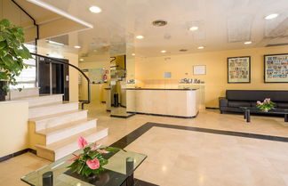 Photo 2 - Aparthotel Bertran