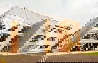 Foto 1 - Fire Service College