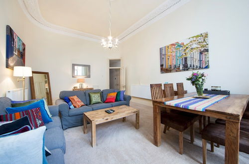 Foto 7 - Queens Gardens - Large and Colourful 3 Bedroom Apartment in Bayswater