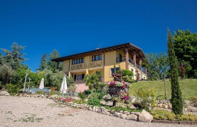 Agriturismo Le Mistral - Foto 1
