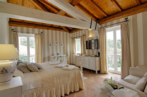 Photo 2 - Domus Corallia Luxury Rooms
