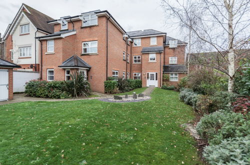 Photo 27 - Roomspace Apartments-Courtyard Guildford