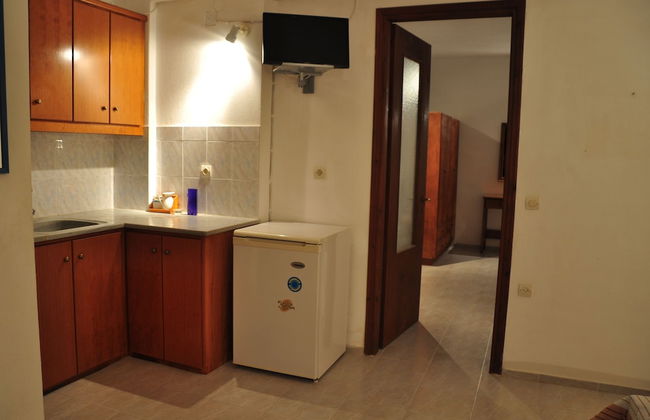 Michalis Apartments near the beaches with sea view - Photo 32