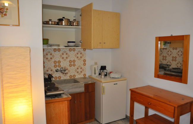 Michalis Apartments near the beaches with sea view - Photo 28