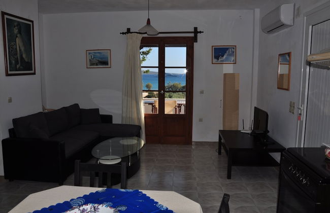 Michalis Apartments near the beaches with sea view - Photo 42