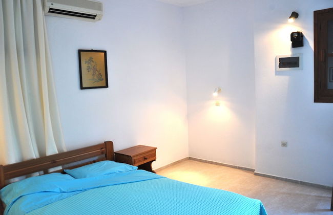Michalis Apartments near the beaches with sea view - Photo 36