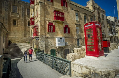 Photo 16 - Central and Cosy 2BR Apartment in Valletta