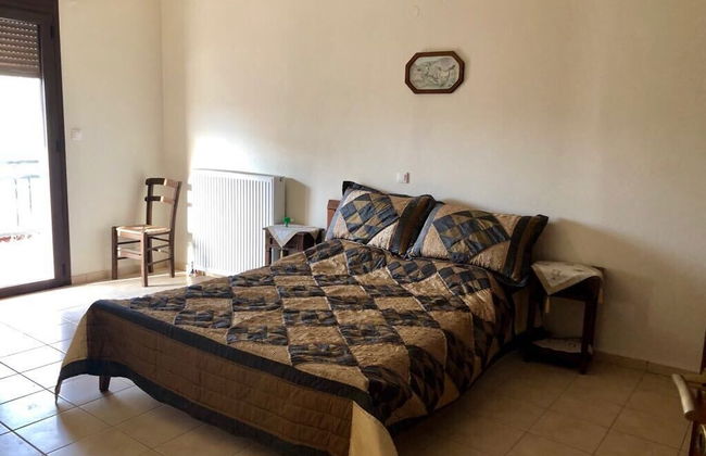 Vallias House - Photo 2