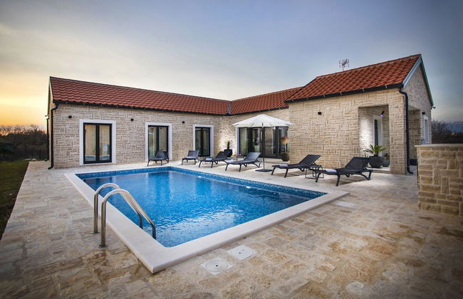 Villa Mala - Foto 1