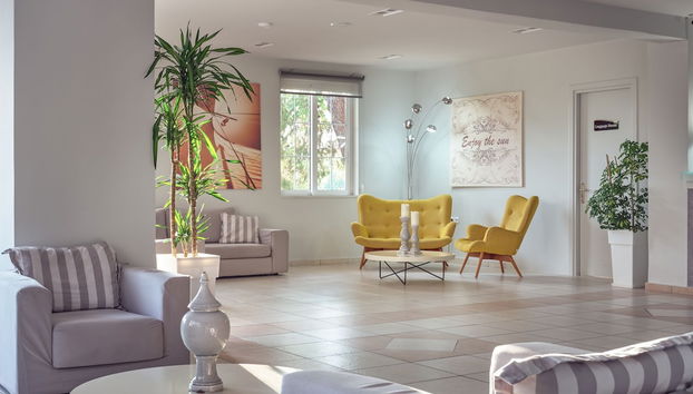 Lobby-Lounge