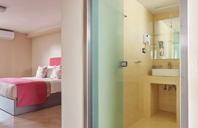 Koukounaria Hotel & Suites - Foto 28