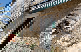 Foto 1 - Charming Coastal Hideout