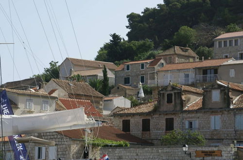 Photo 37 - Rustic Apartment in Vis With Terrace