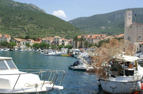 Photo 38 - Rustic Apartment in Vis With Terrace