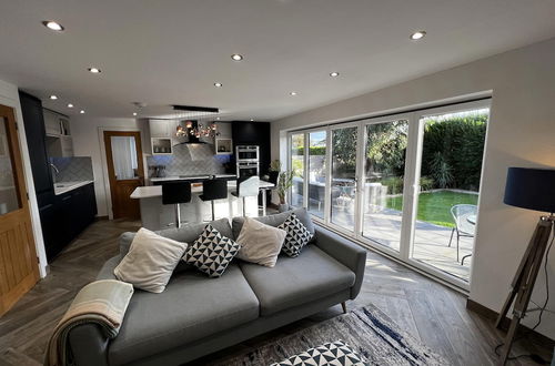 Photo 20 - Stylish Modern Home With Parking, Enclosed Garden