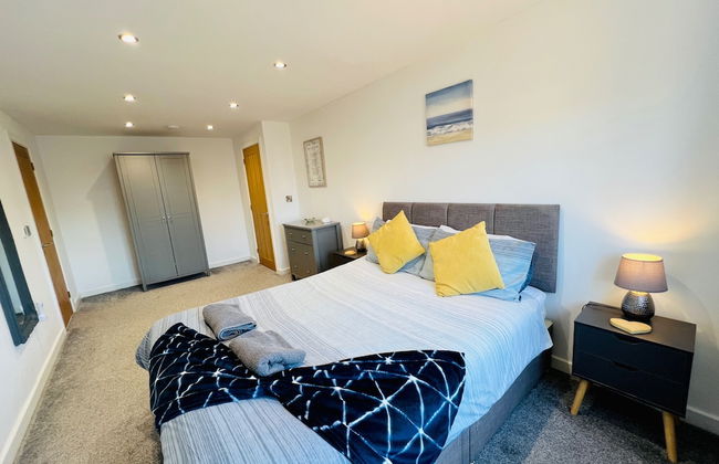 3 Bed House - Sleeps 5 - Pets - Garden - Parking - Foto 4
