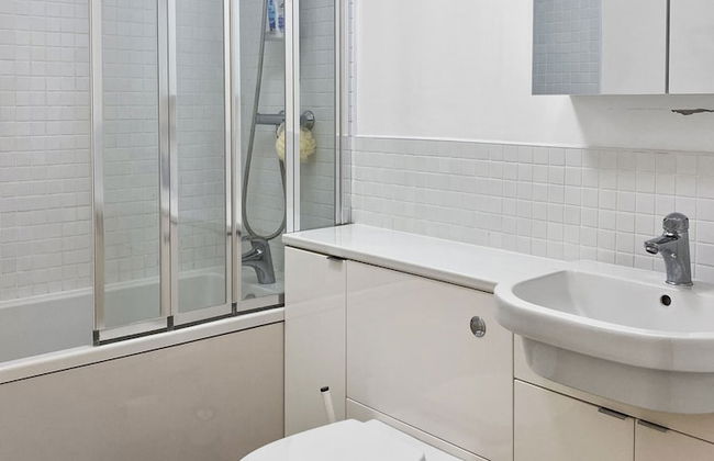 Rare 1-bed Church Converted Apartment in London - Foto 20