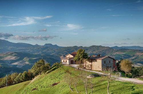 Photo 27 - Beautiful Mansion With Pool in Sant'angelo