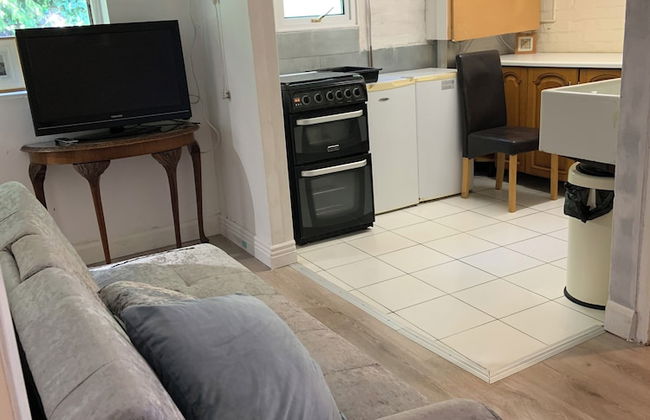 2bed Room Small Annex Furnished in High Wycombe - Foto 16