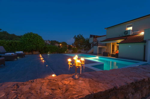 Photo 26 - Fantastic Villa in Ugljane With Private Pool