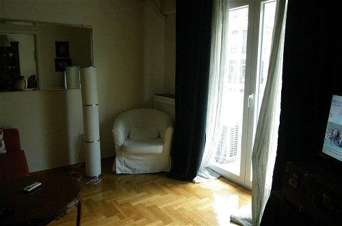 Photo 1 - Luxurious Cozy Stay in the Heart of the City