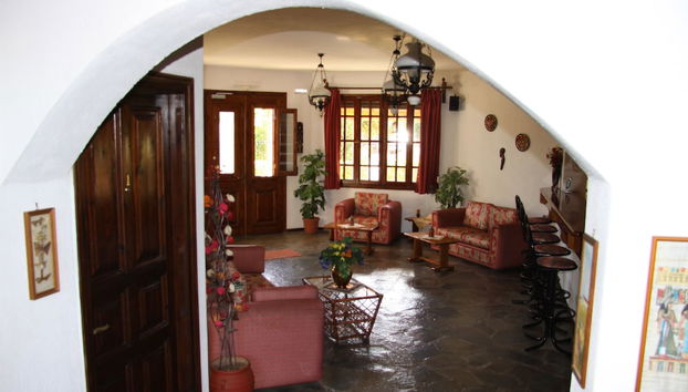 Coin salon dans le hall