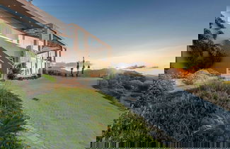 Foto 1 - Luxury Villa With Heated Pool 700m to the Beach