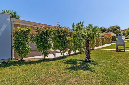 Photo 26 - Refreshing Holiday Home in Banjole With Swimming Pool