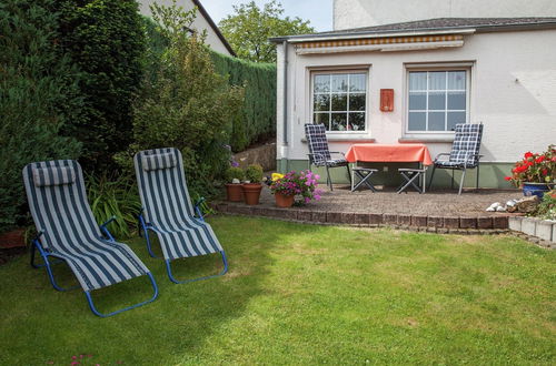 Photo 1 - Attractive Apartment in Bettenfeld With Garden