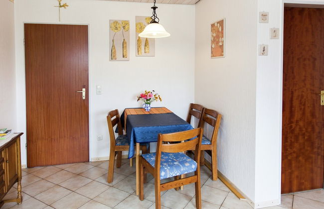 Attractive Apartment in Bettenfeld With Garden - Foto 17