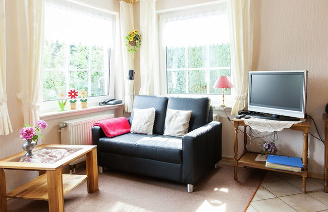 Attractive Apartment in Bettenfeld With Garden - Foto 8