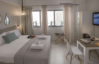 Photo 2 - Ermou Stylish Suites by GHH