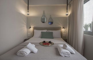 Photo 3 - Ermou Stylish Suites by GHH