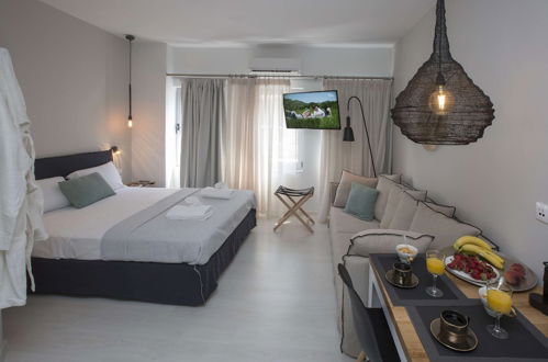 Photo 7 - Ermou Stylish Suites by GHH