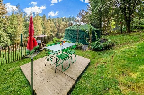 Photo 17 - Lively Holiday Home With Garden, Barbecue, Garden Furniture