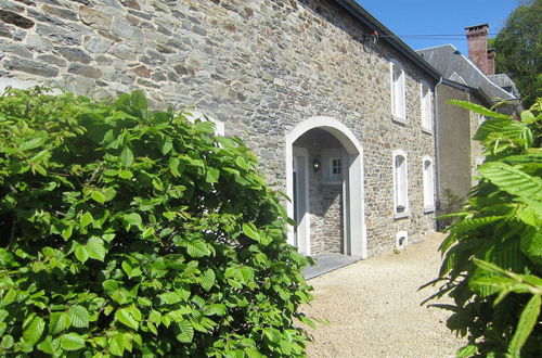 Foto 55 - Welcoming Cottage in Offagne With Garden